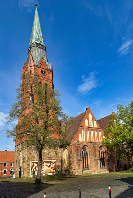Nienburger Kirche
